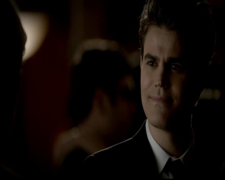 VampireDiariesWorld-dot-org_4x19PicturesOfYou0914.jpg