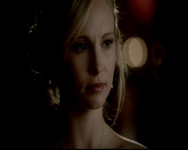 VampireDiariesWorld-dot-org_4x19PicturesOfYou0915.jpg