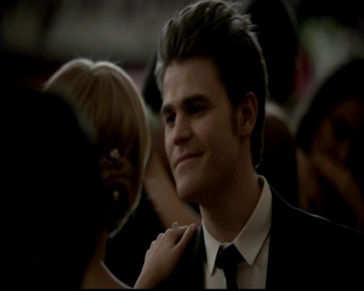 VampireDiariesWorld-dot-org_4x19PicturesOfYou0935.jpg