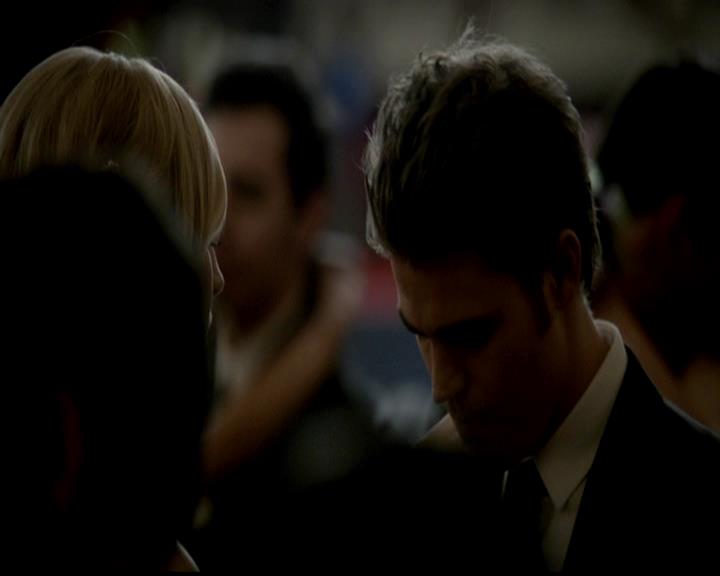 VampireDiariesWorld-dot-org_4x19PicturesOfYou0939.jpg