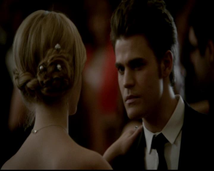 VampireDiariesWorld-dot-org_4x19PicturesOfYou0951.jpg