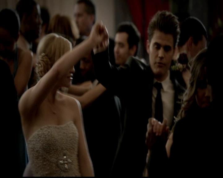 VampireDiariesWorld-dot-org_4x19PicturesOfYou0963.jpg