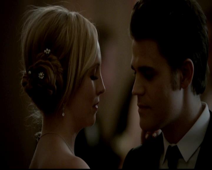 VampireDiariesWorld-dot-org_4x19PicturesOfYou0978.jpg