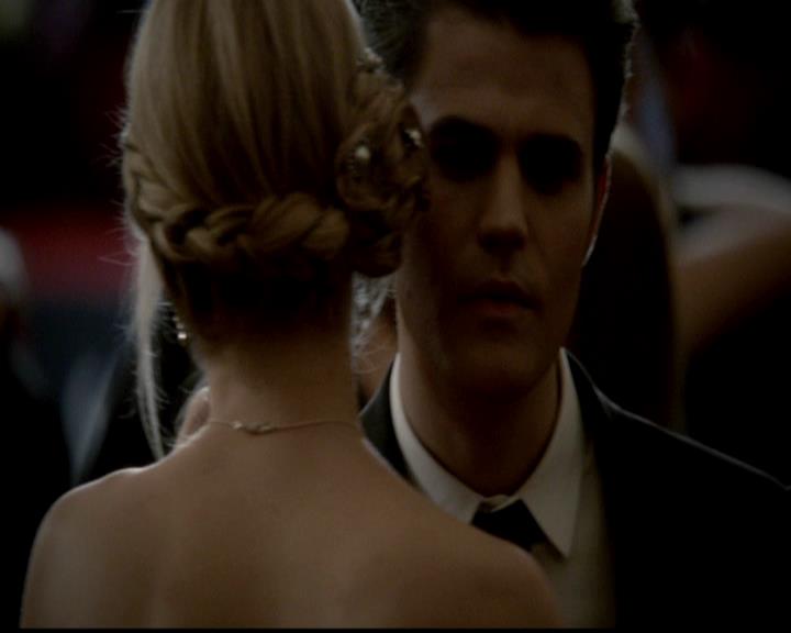 VampireDiariesWorld-dot-org_4x19PicturesOfYou0980.jpg