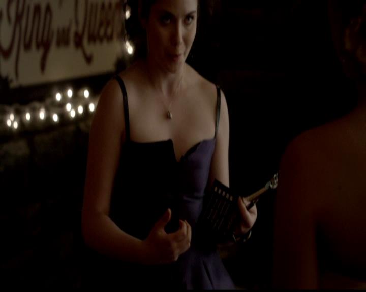 VampireDiariesWorld-dot-org_4x19PicturesOfYou0984.jpg