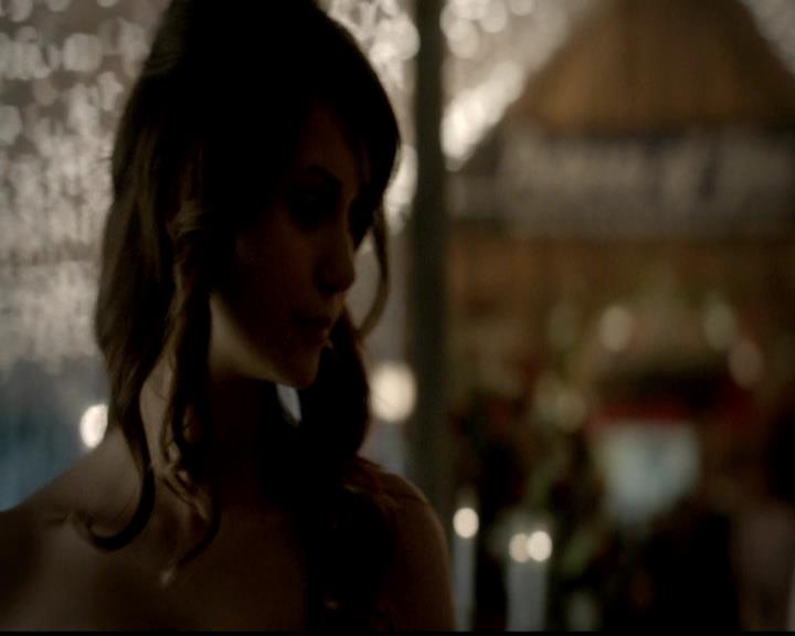 VampireDiariesWorld-dot-org_4x19PicturesOfYou1003.jpg