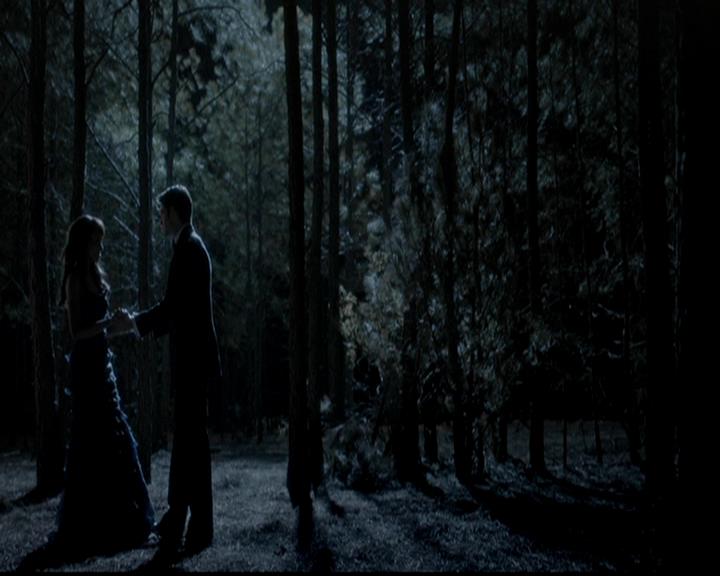 VampireDiariesWorld-dot-org_4x19PicturesOfYou1034.jpg