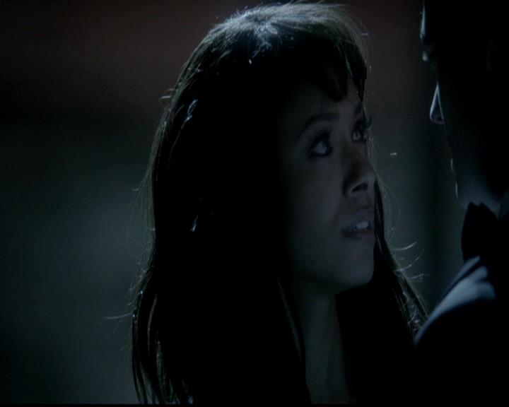 VampireDiariesWorld-dot-org_4x19PicturesOfYou1060.jpg