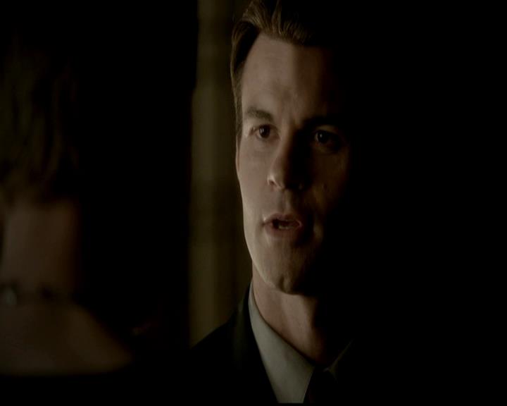 VampireDiariesWorld-dot-org_4x19PicturesOfYou1121.jpg