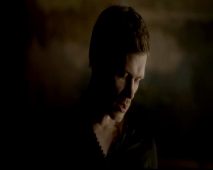 VampireDiariesWorld-dot-org_4x19PicturesOfYou1133.jpg