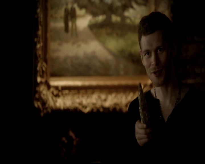 VampireDiariesWorld-dot-org_4x19PicturesOfYou1145.jpg