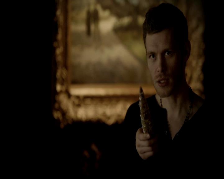 VampireDiariesWorld-dot-org_4x19PicturesOfYou1147.jpg