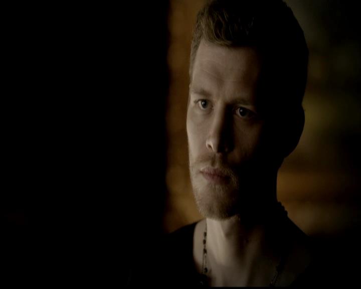 VampireDiariesWorld-dot-org_4x19PicturesOfYou1165.jpg