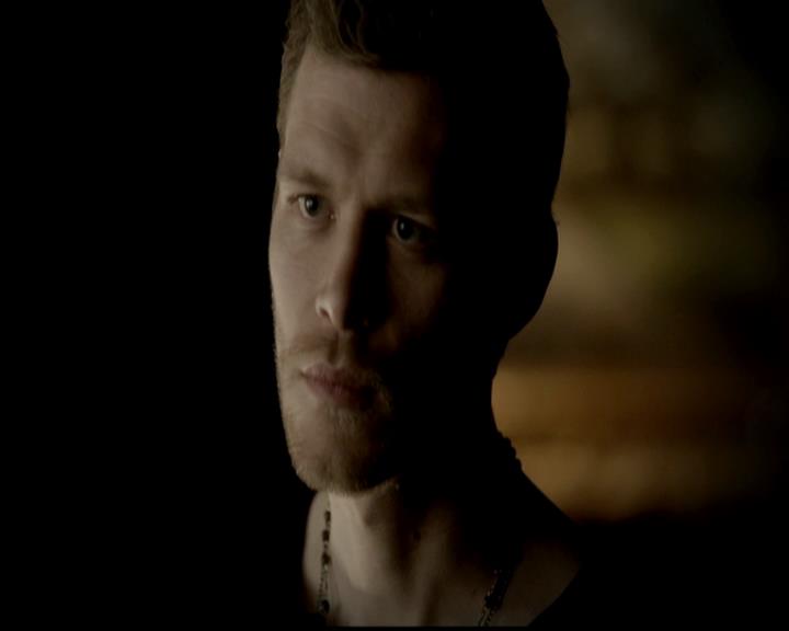 VampireDiariesWorld-dot-org_4x19PicturesOfYou1171.jpg