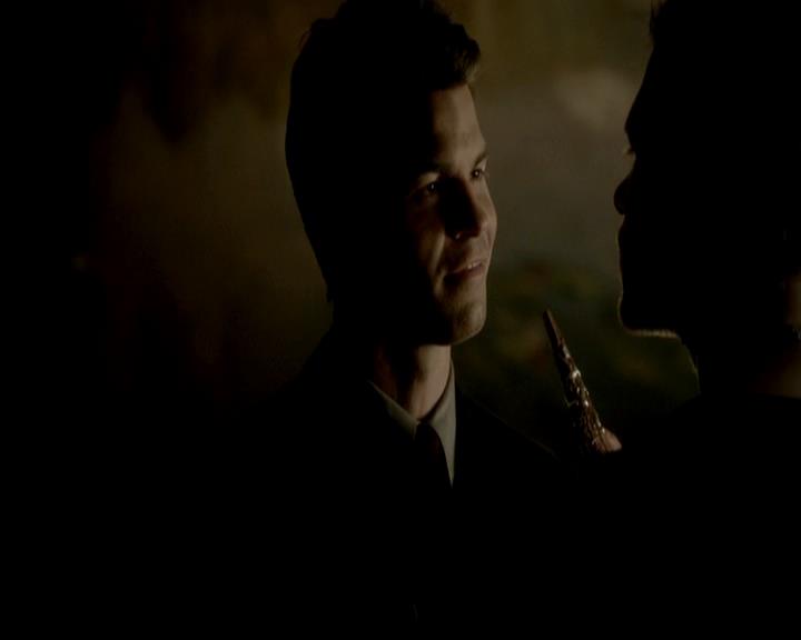 VampireDiariesWorld-dot-org_4x19PicturesOfYou1193.jpg