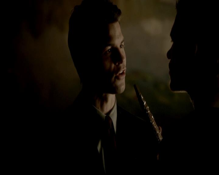 VampireDiariesWorld-dot-org_4x19PicturesOfYou1194.jpg