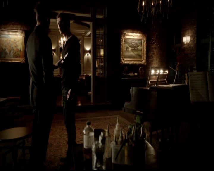 VampireDiariesWorld-dot-org_4x19PicturesOfYou1196.jpg