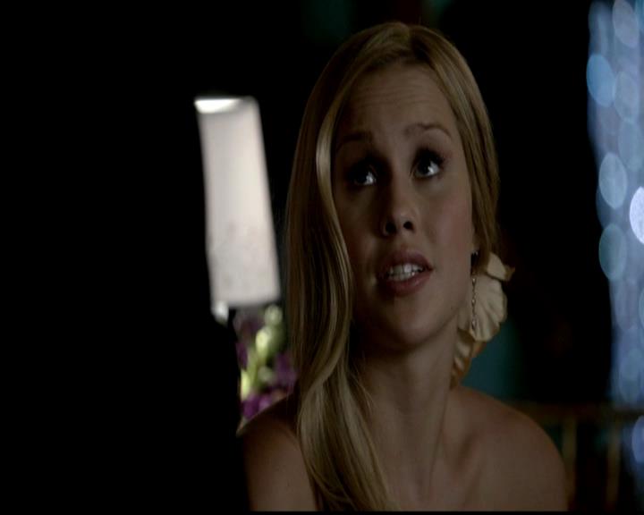 VampireDiariesWorld-dot-org_4x19PicturesOfYou1221.jpg