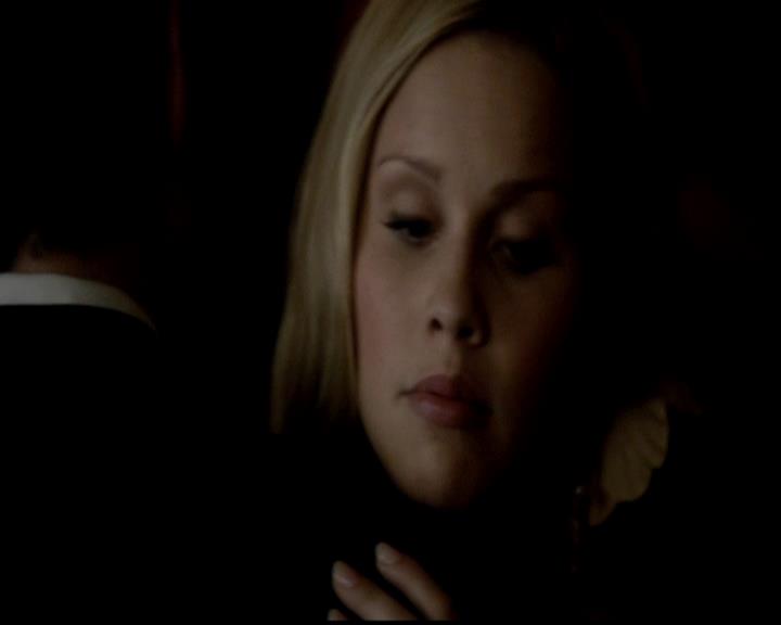 VampireDiariesWorld-dot-org_4x19PicturesOfYou1242.jpg