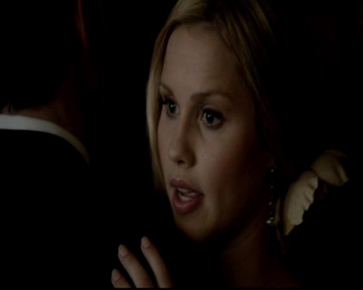 VampireDiariesWorld-dot-org_4x19PicturesOfYou1247.jpg