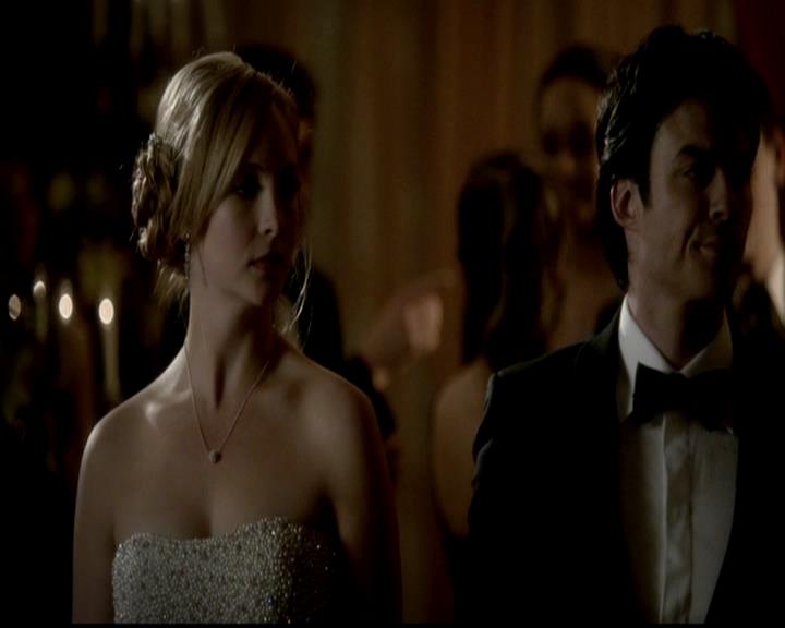 VampireDiariesWorld-dot-org_4x19PicturesOfYou1277.jpg