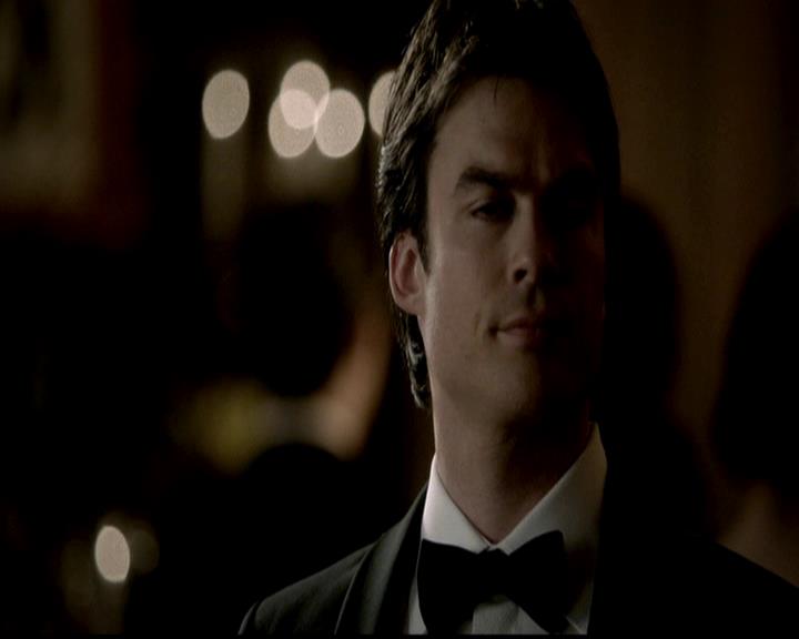 VampireDiariesWorld-dot-org_4x19PicturesOfYou1279.jpg