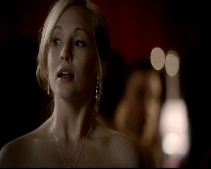 VampireDiariesWorld-dot-org_4x19PicturesOfYou1285.jpg