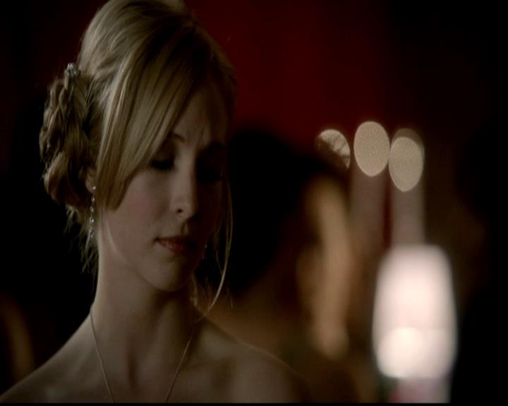 VampireDiariesWorld-dot-org_4x19PicturesOfYou1298.jpg