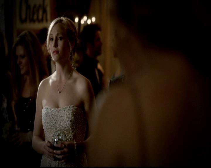 VampireDiariesWorld-dot-org_4x19PicturesOfYou1306.jpg