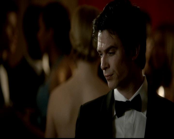 VampireDiariesWorld-dot-org_4x19PicturesOfYou1313.jpg