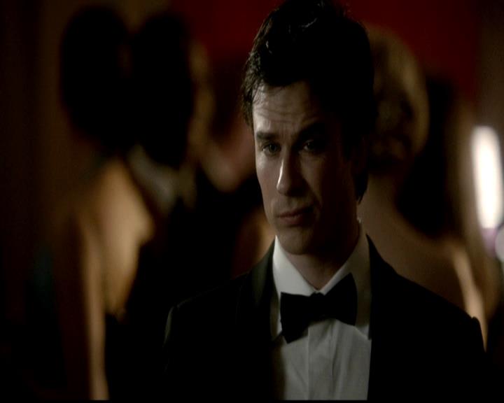 VampireDiariesWorld-dot-org_4x19PicturesOfYou1314.jpg