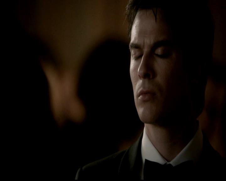 VampireDiariesWorld-dot-org_4x19PicturesOfYou1317.jpg