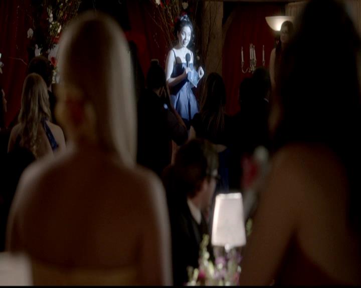 VampireDiariesWorld-dot-org_4x19PicturesOfYou1356.jpg