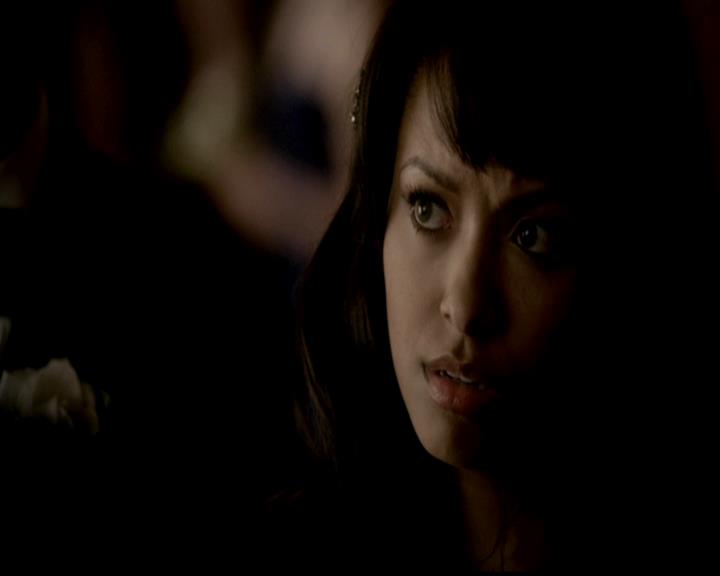 VampireDiariesWorld-dot-org_4x19PicturesOfYou1363.jpg