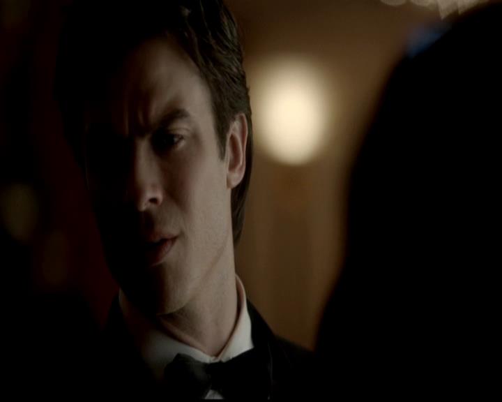 VampireDiariesWorld-dot-org_4x19PicturesOfYou1364.jpg