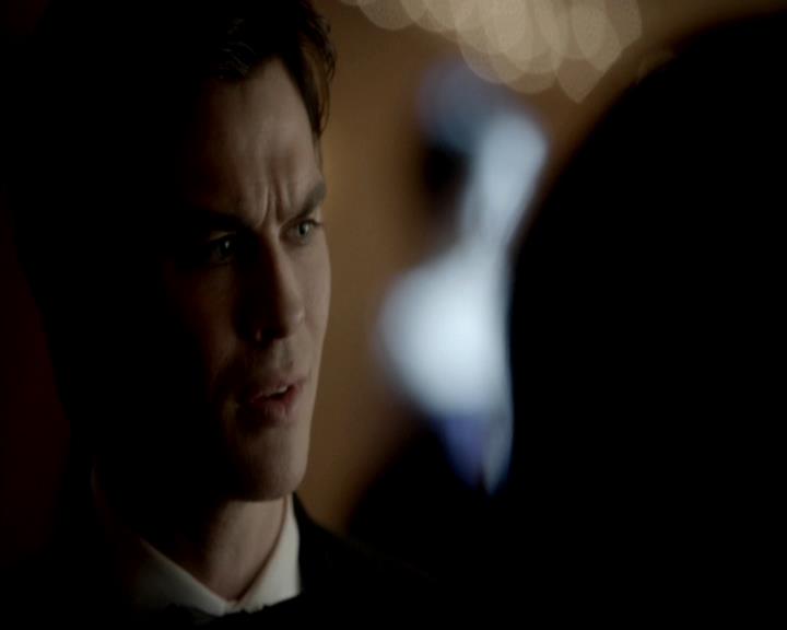 VampireDiariesWorld-dot-org_4x19PicturesOfYou1368.jpg