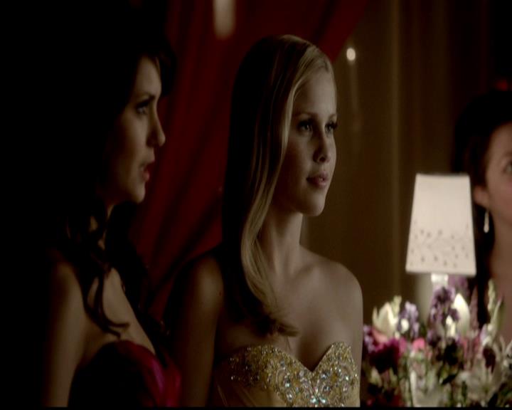 VampireDiariesWorld-dot-org_4x19PicturesOfYou1374.jpg