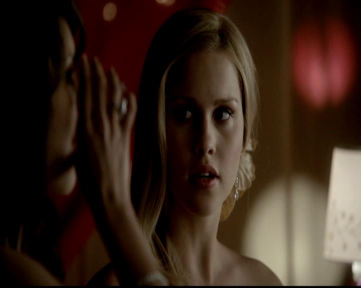 VampireDiariesWorld-dot-org_4x19PicturesOfYou1403.jpg