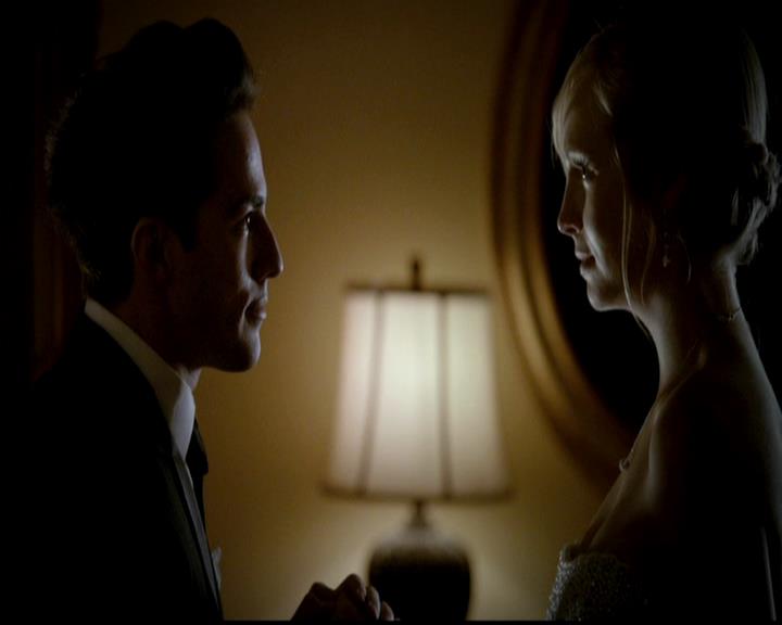 VampireDiariesWorld-dot-org_4x19PicturesOfYou1459.jpg