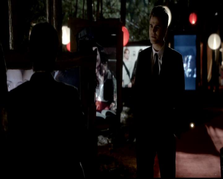 VampireDiariesWorld-dot-org_4x19PicturesOfYou1473.jpg