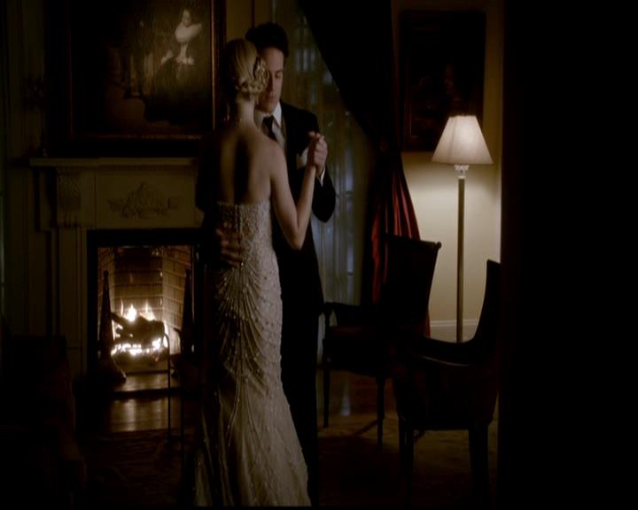 VampireDiariesWorld-dot-org_4x19PicturesOfYou1998.jpg