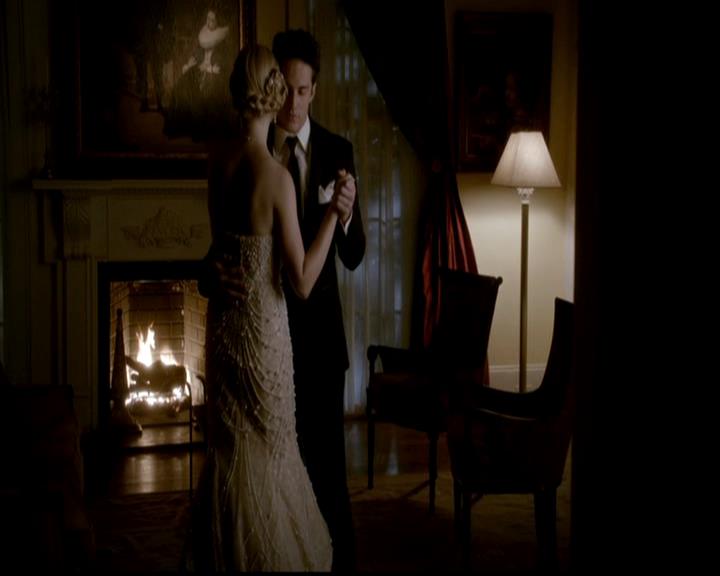 VampireDiariesWorld-dot-org_4x19PicturesOfYou1999.jpg