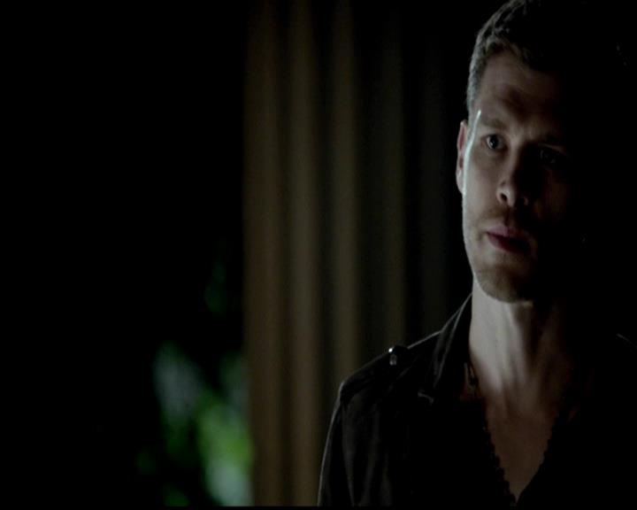 VampireDiariesWorld-dot-org_4x19PicturesOfYou2053.jpg