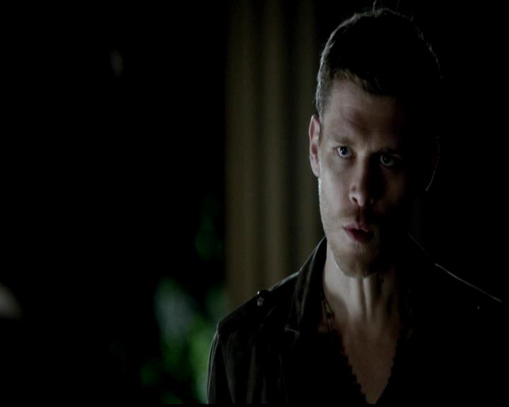 VampireDiariesWorld-dot-org_4x19PicturesOfYou2057.jpg