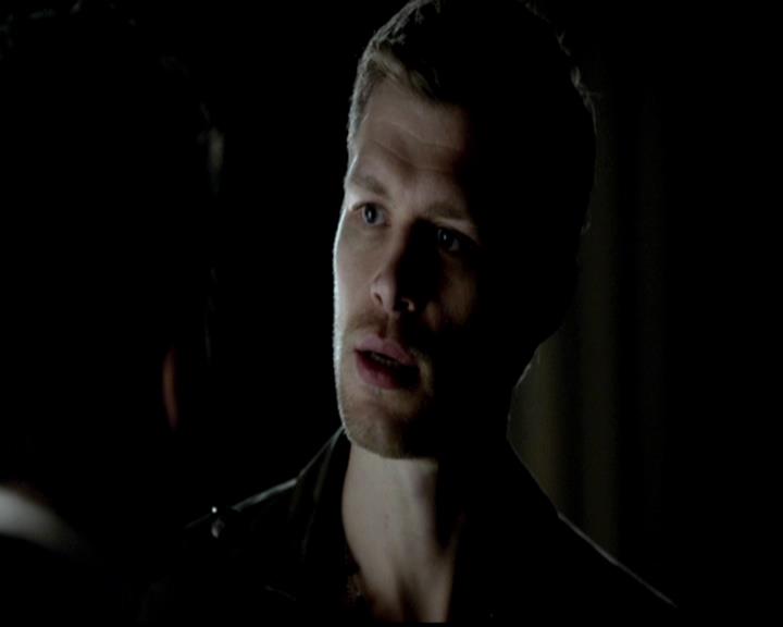 VampireDiariesWorld-dot-org_4x19PicturesOfYou2076.jpg