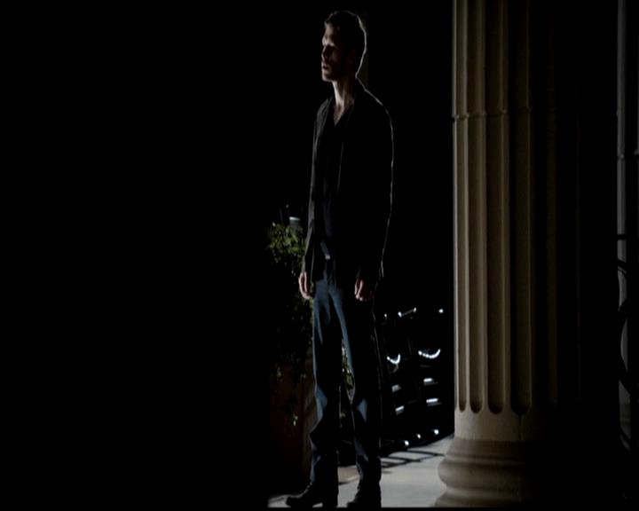 VampireDiariesWorld-dot-org_4x19PicturesOfYou2079.jpg