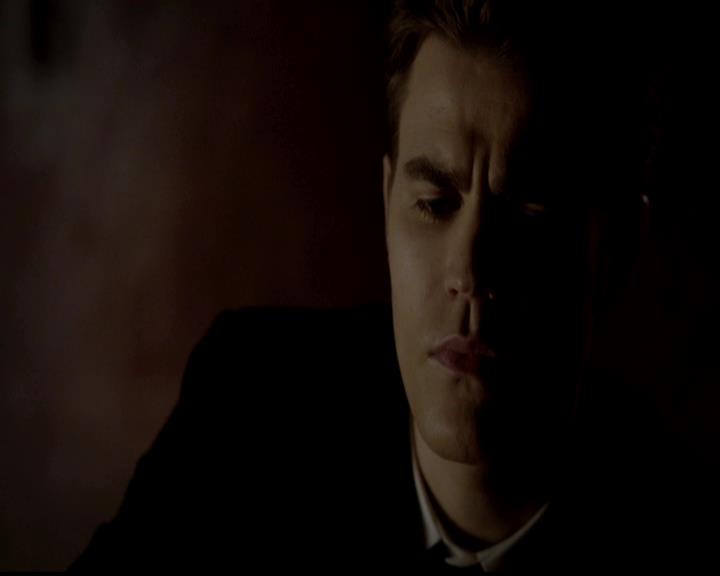 VampireDiariesWorld-dot-org_4x19PicturesOfYou2097.jpg