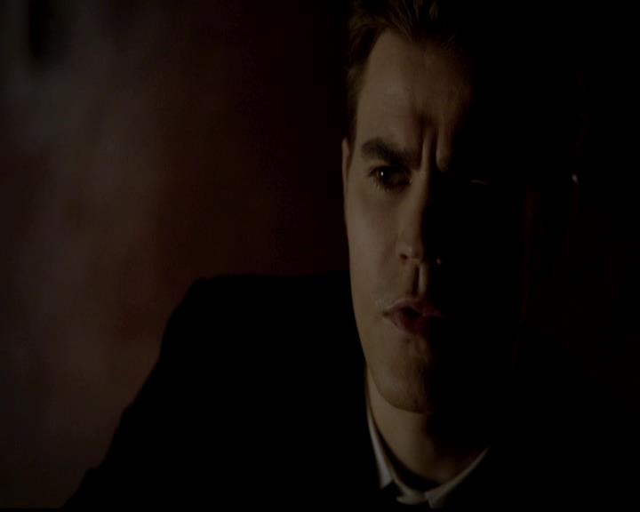 VampireDiariesWorld-dot-org_4x19PicturesOfYou2099.jpg