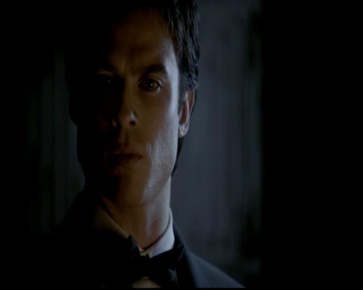 VampireDiariesWorld-dot-org_4x19PicturesOfYou2101.jpg