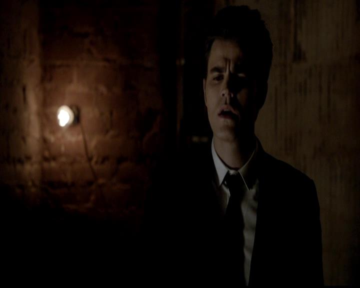 VampireDiariesWorld-dot-org_4x19PicturesOfYou2109.jpg